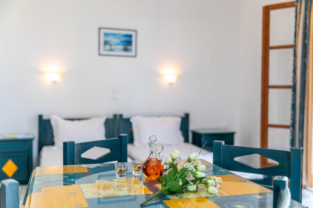 Surfer Paradise Naxos City Exterior photo