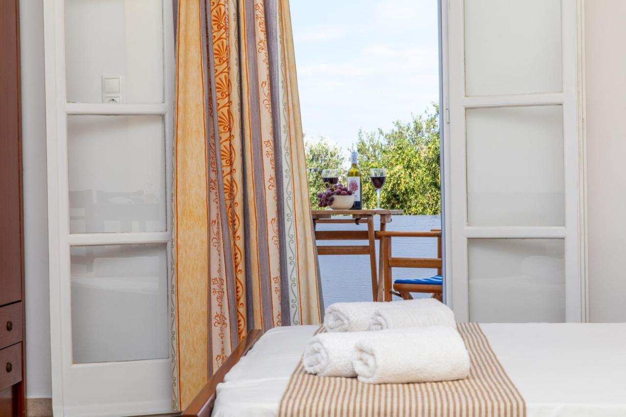 Surfer Paradise Naxos City Exterior photo