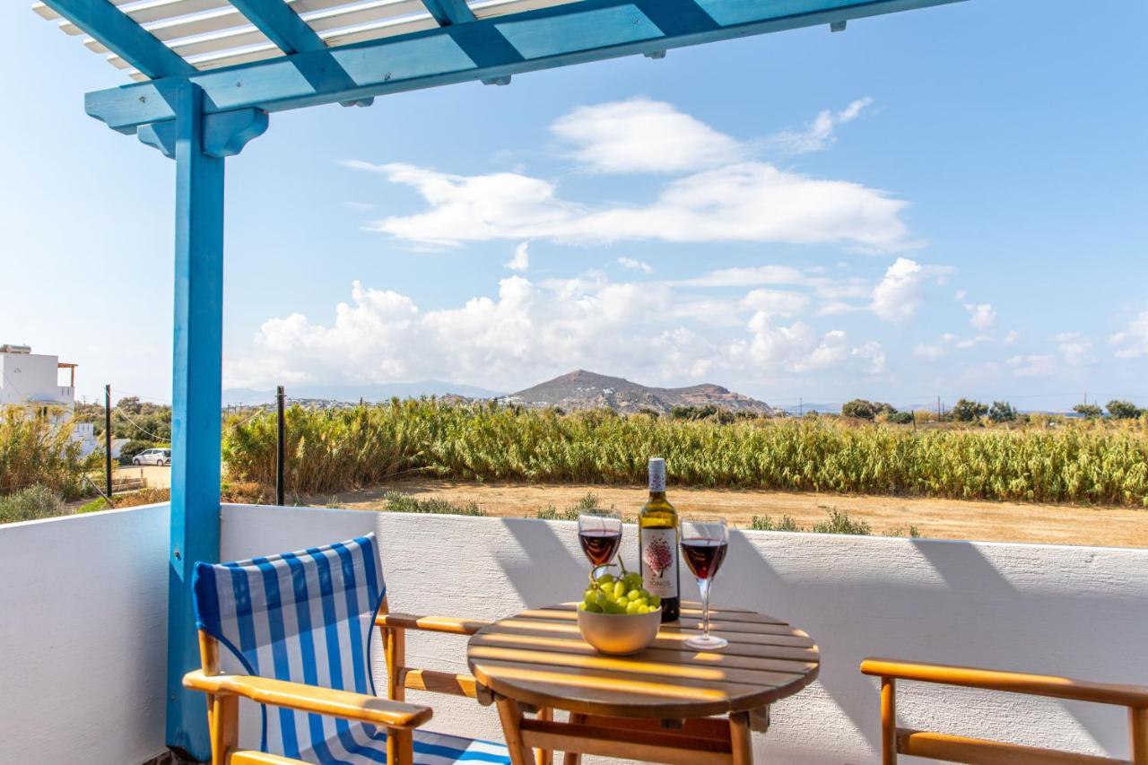 Surfer Paradise Naxos City Exterior photo